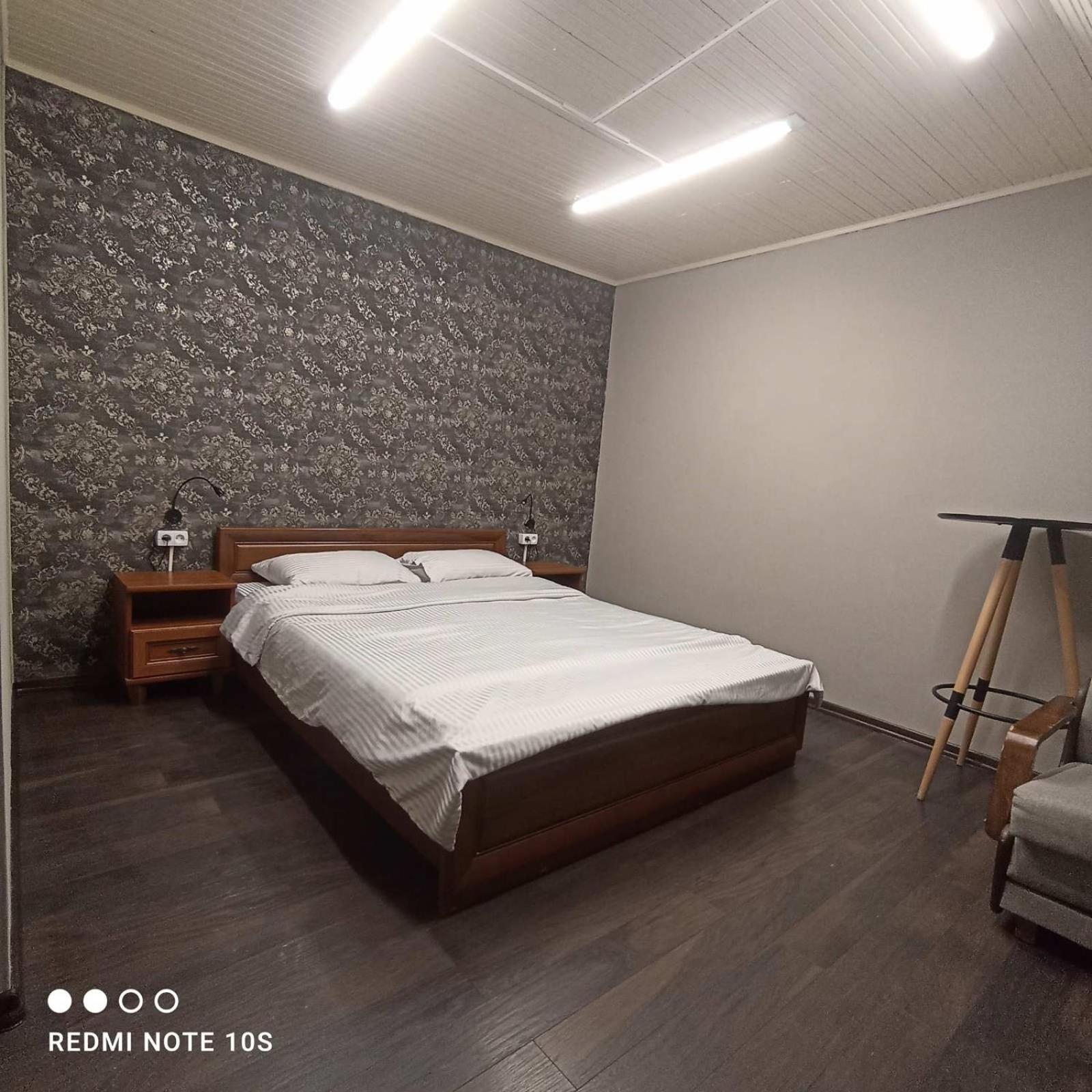 Friends Hostel Chişinău Esterno foto